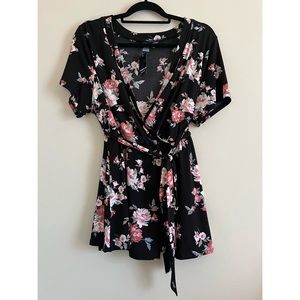 nwt: silky faux wrap top from torrid